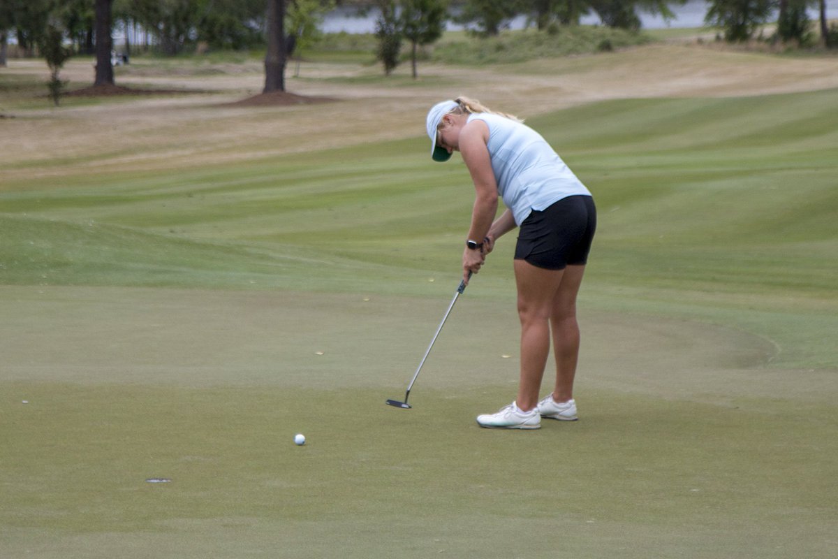 StrutterInvite's tweet image. At the conclusion of the second round, @GaSouthernWGolf holds a 15 shot lead!
@Golf_BC and @StetsonGolf are tied for second and will join the Eagles in the final groups tomorrow. The final round will tee off in the morning with an 8:30 am shotgun start. #TheStrutter