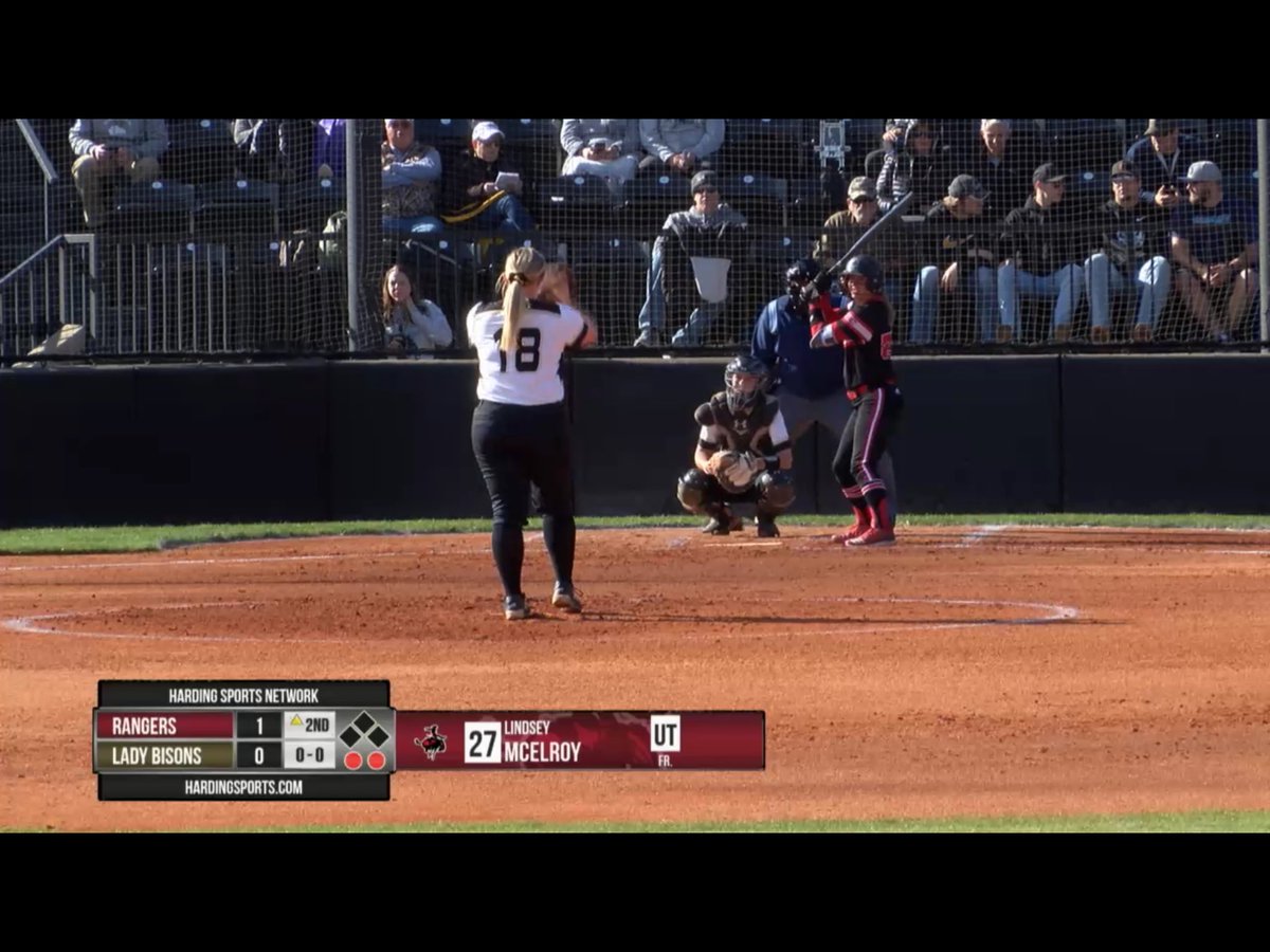 GREAT to see ⁦@a_berry18⁩ back on the mound today!!! A senior leader for ⁦<a href="/Harding_SB/">Harding Softball</a>⁩ who has battled thru multiple injuries. #Leadership
✝️❤️💪🏻⚾️🤗