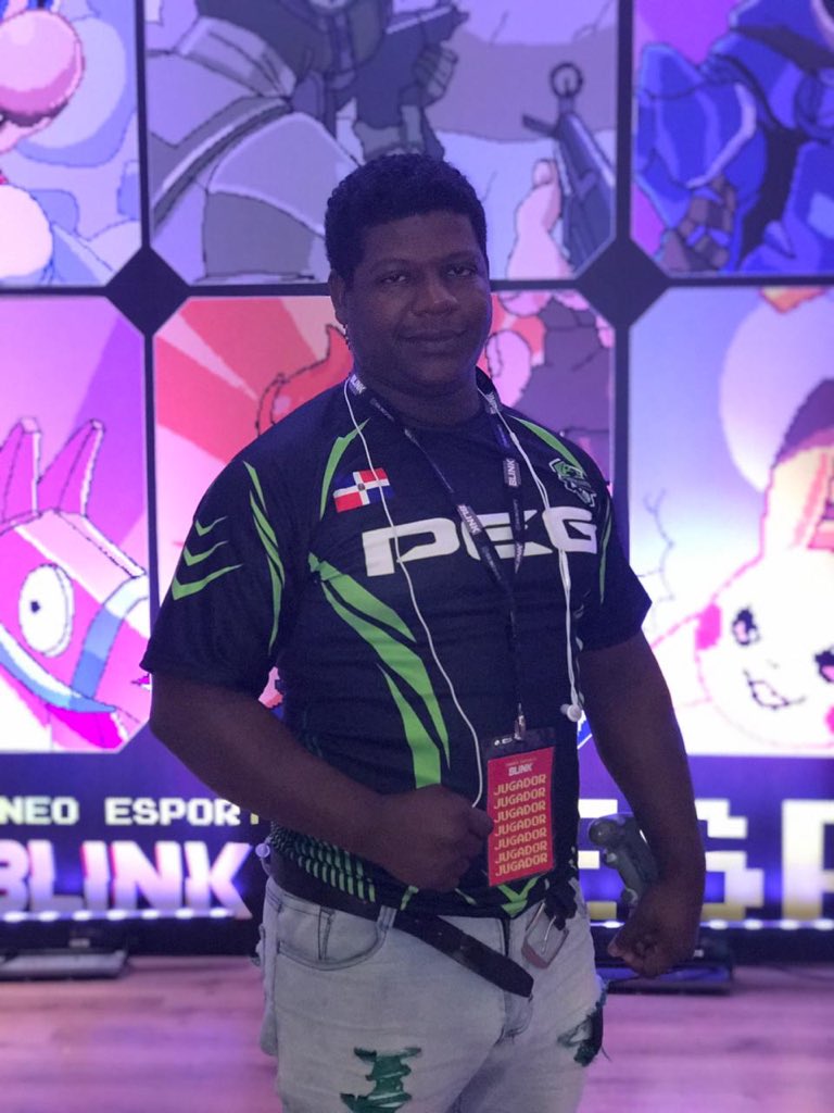 PEGTEAM_'s tweet photo. congratulations for #ERICKOF for achieving the 7th place of SFV in the blink respawn 2019 👏🏽🏆🎮 #PEG #Game #BLINK #DR https://t.co/Ho05vDZYq0