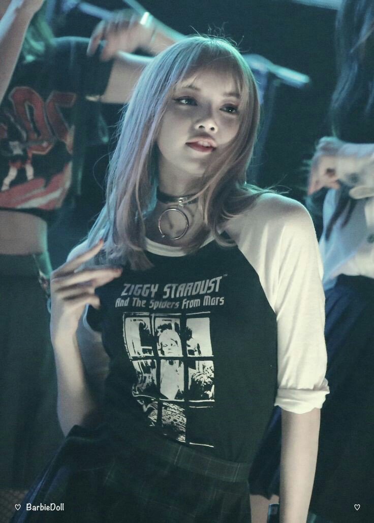 BreeBhee's tweet photo. #AISXLISA
#Lisa16MParty
👑🔥🔥 https://t.co/2bnTexYOlS