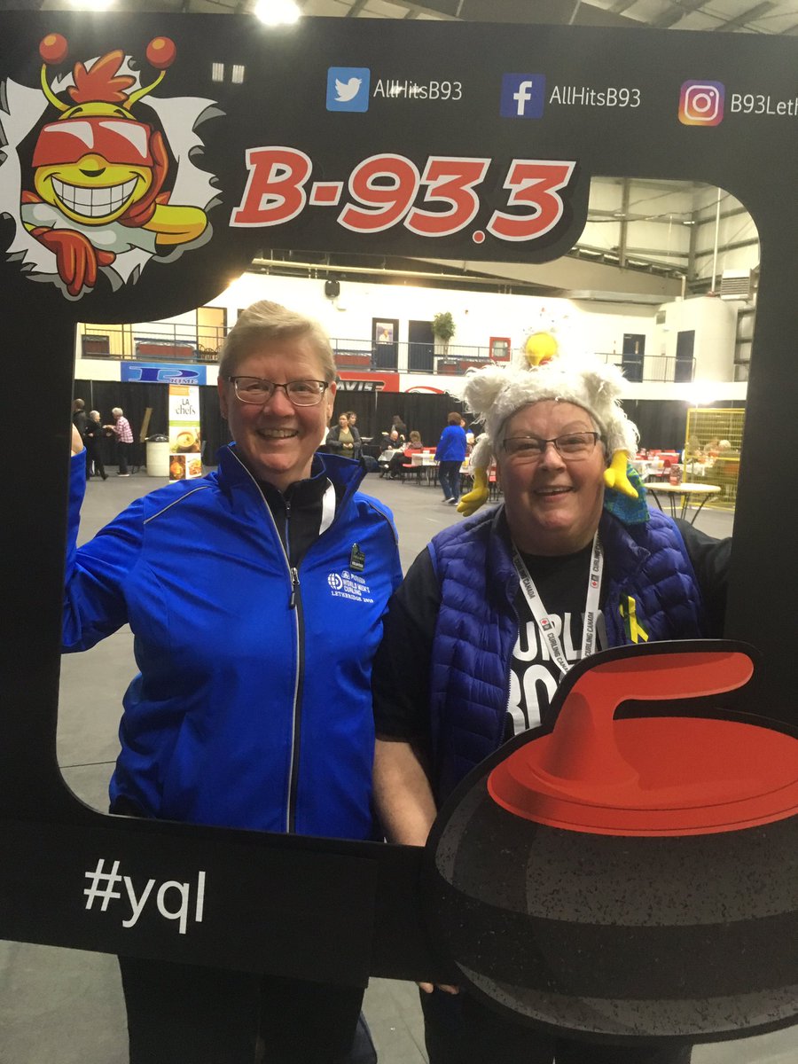 scottieschicken's tweet photo. Hey, thanks @Country95 in #yql for sponsoring #WMCC2019 . My hubby and I arrived early/did road trips, and 👂 between your 2 stations. Thanks for the pic of my buddy and I, both volunteers from afar!!🐓💚 #liveitlive #curling #volunteerlove @CurlingCanada https://t.co/wgvRyaQ0uO