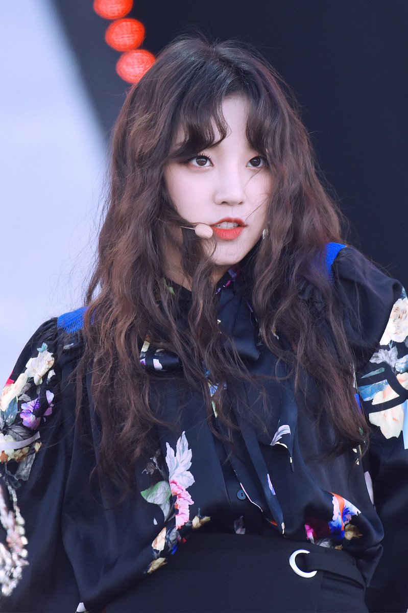 sunandmoon_0102's tweet photo. #G_I_DLE #여자아이들 #YUQI #우기 https://t.co/2vOj1iHoOK