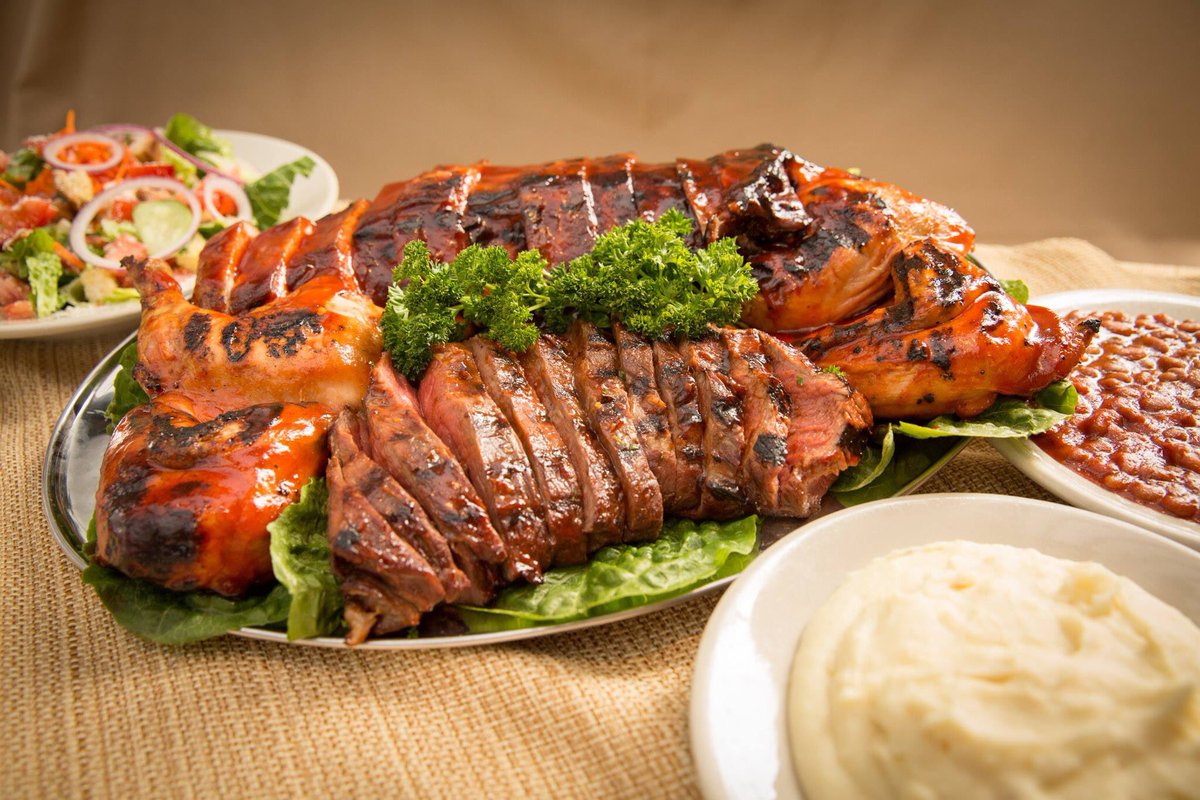 #Monday’s coming tomorrow morning so #treatyoself with a delicious #Sunday night #dinner at Red’s BBQ #SimiValley!
#barbecue #deliciousfood #family #CaliforniaFoodie #March31