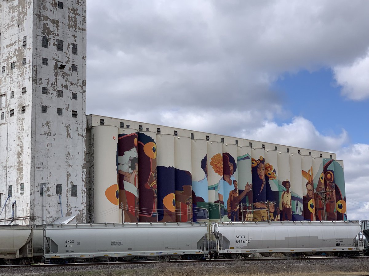 randynudo's tweet photo. @JerryMoran Thanks for tweeting this Sen Moran. My wife and I drove to Wichita this weekend to see this. Wonderful mural! https://t.co/ufDdd7Stn0