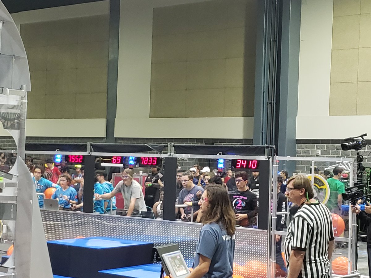 MrShea_FHCHS's tweet photo. WAY TO GO TEAM 7833!!! An awesome "FALCONS" performance at our FIRST Regional Robotics Competition!!!
https://t.co/eN1PUtdn49 https://t.co/zM2RFa5m40