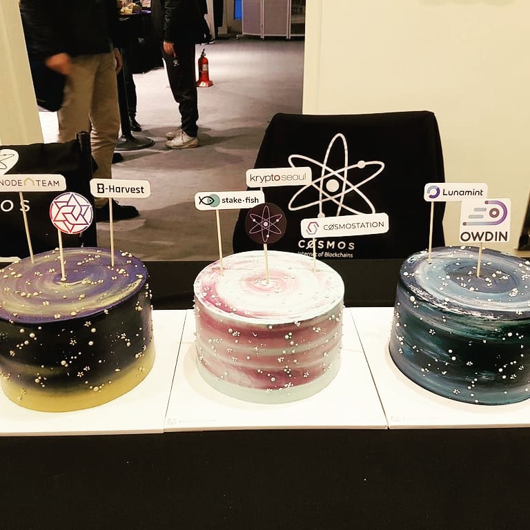 kryptoseoul's tweet photo. Cosmos Community Launch Party in Seoul! Congrats again @cosmos @tendermint_team team, let's get the party started🚀🚀🙌 https://t.co/NCXSjnOLrT