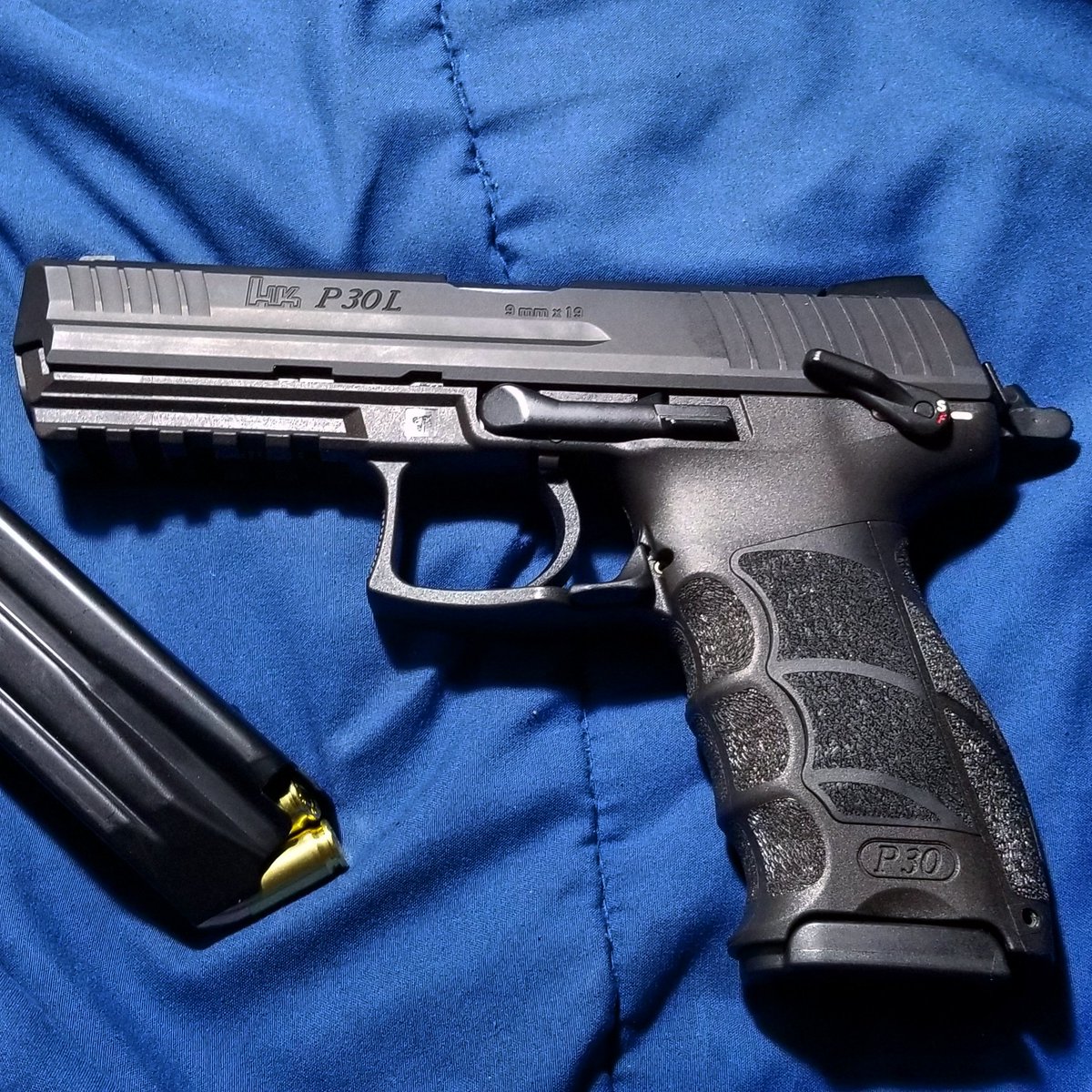 victomaru's tweet photo. Got a #HK #p30l from the #gunshow yesterday,I love this thing. Gotta get my #johnwick on lol
#p30ls #pewpew #hecklerandkoch #2ndamendment #9mm https://t.co/X9Pzya9yr9