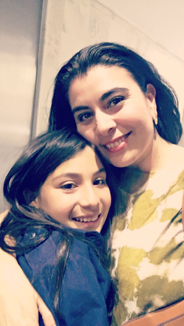 irenegarciamx's tweet photo. Primer campamento #scout de #minichic. Regresó feliz y yo más de recibirla de vuelta 😍 https://t.co/zkeWILftIK