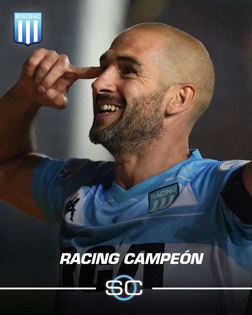 Después de la eliminación en la Libertadores ante River, Lisandro López estuvo a punto de retirarse. Pero el goleador se quedó a pelearla y cumplió su sueño: salir campeón con Racing.