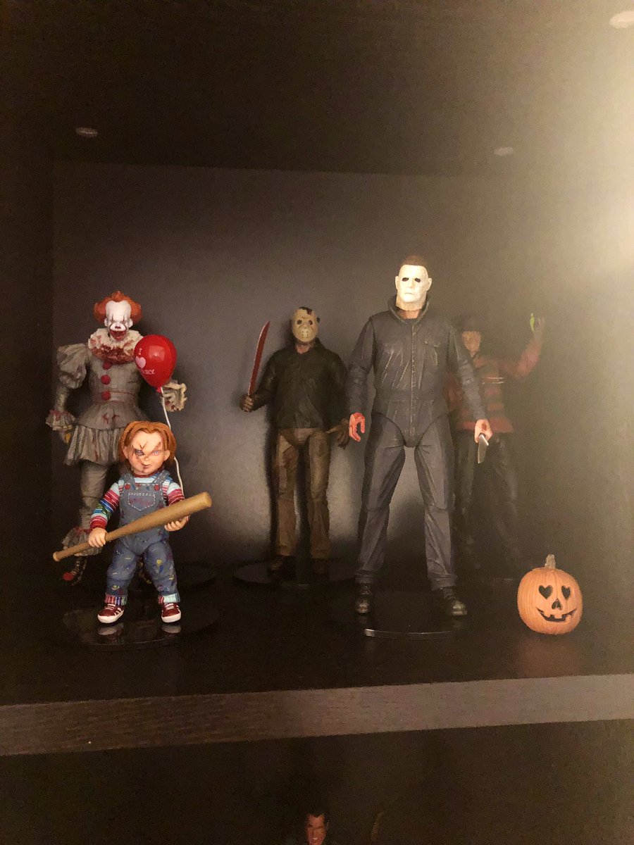 N0va_Actual's tweet photo. Finally... done. #neca #horror #scifi #TooManyToHashtag https://t.co/SUyKXS9j1r
