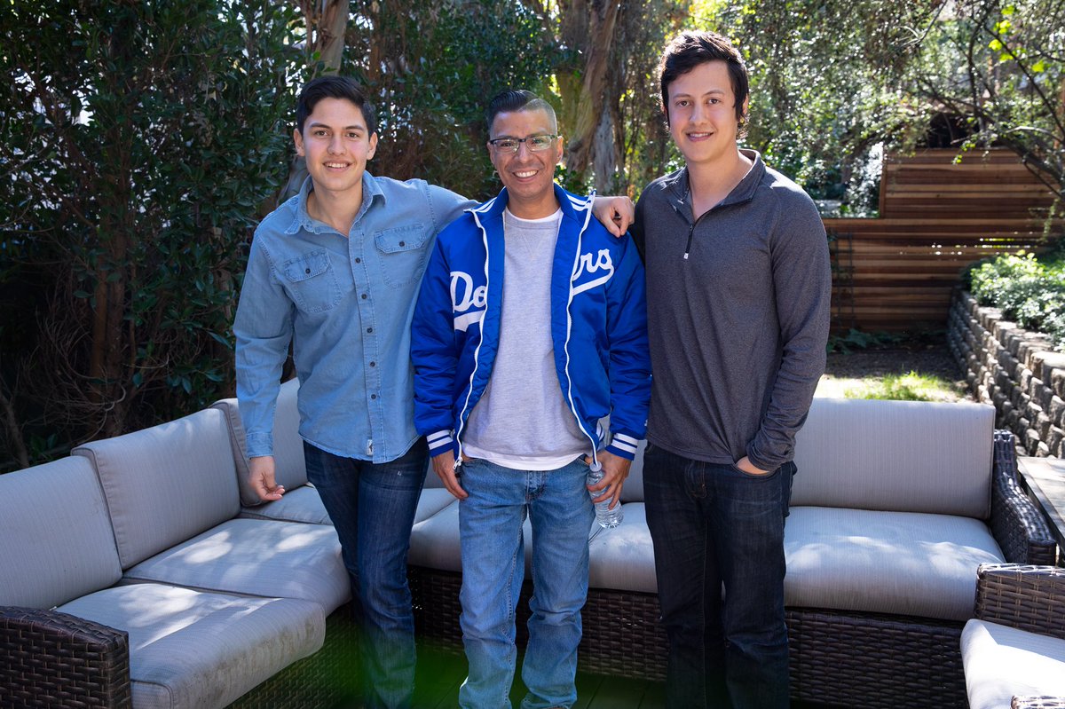 juliancamarena's tweet image. Watch the all new episode of the #CamarenaShow with special guest Stand up comedian @ComedianJerryG !

Watch the full episode and subscribe here: youtu.be/JvJ4FNi0_eQ