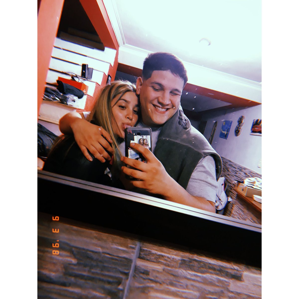 ValenBelenn's tweet photo. Y después de tanto tiempo y miles de vueltas al fin coincidimos. Te amo♥️ https://t.co/C15w7MQ7M1