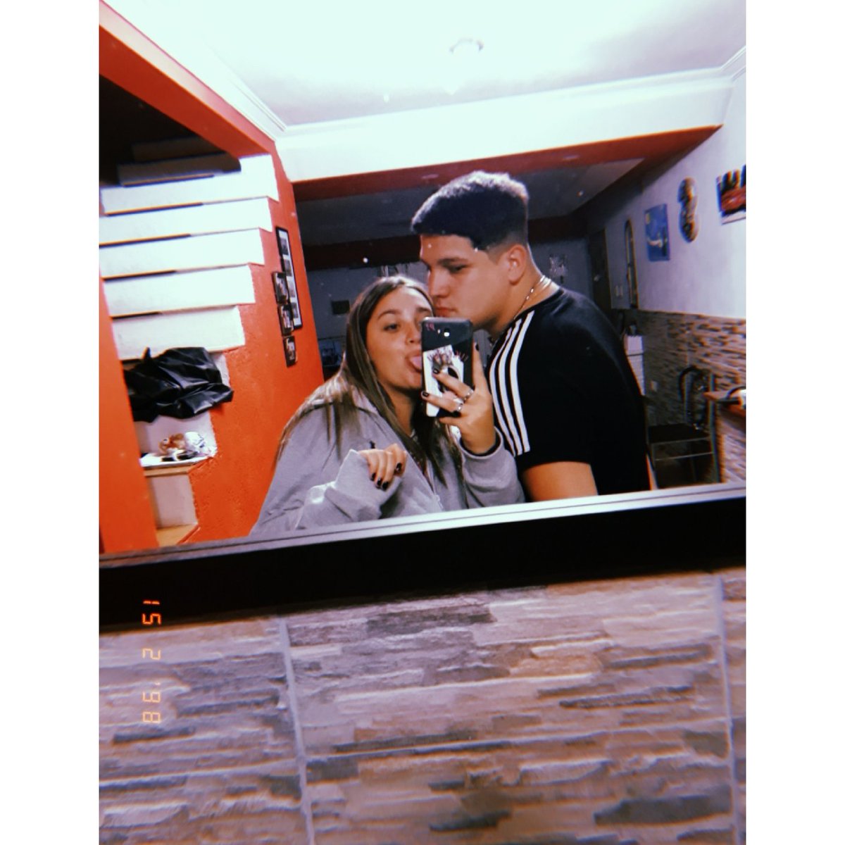 ValenBelenn's tweet photo. Y después de tanto tiempo y miles de vueltas al fin coincidimos. Te amo♥️ https://t.co/C15w7MQ7M1