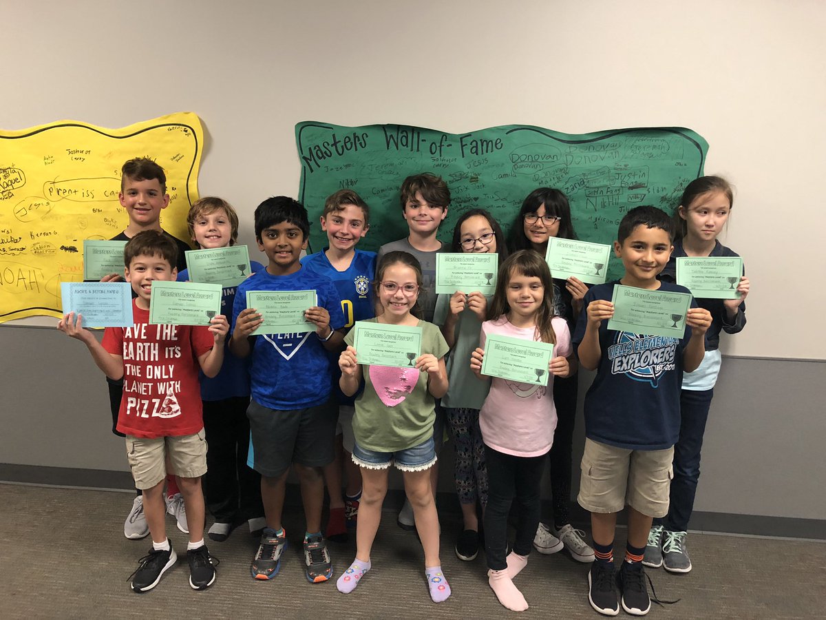 lah0916's tweet photo. Yay! 🎉🤗 All of these @CFISDWells3rd graders made masters on their Reading benchmark! @CFISDWells #ExploreWells https://t.co/mxwGcKkFHJ