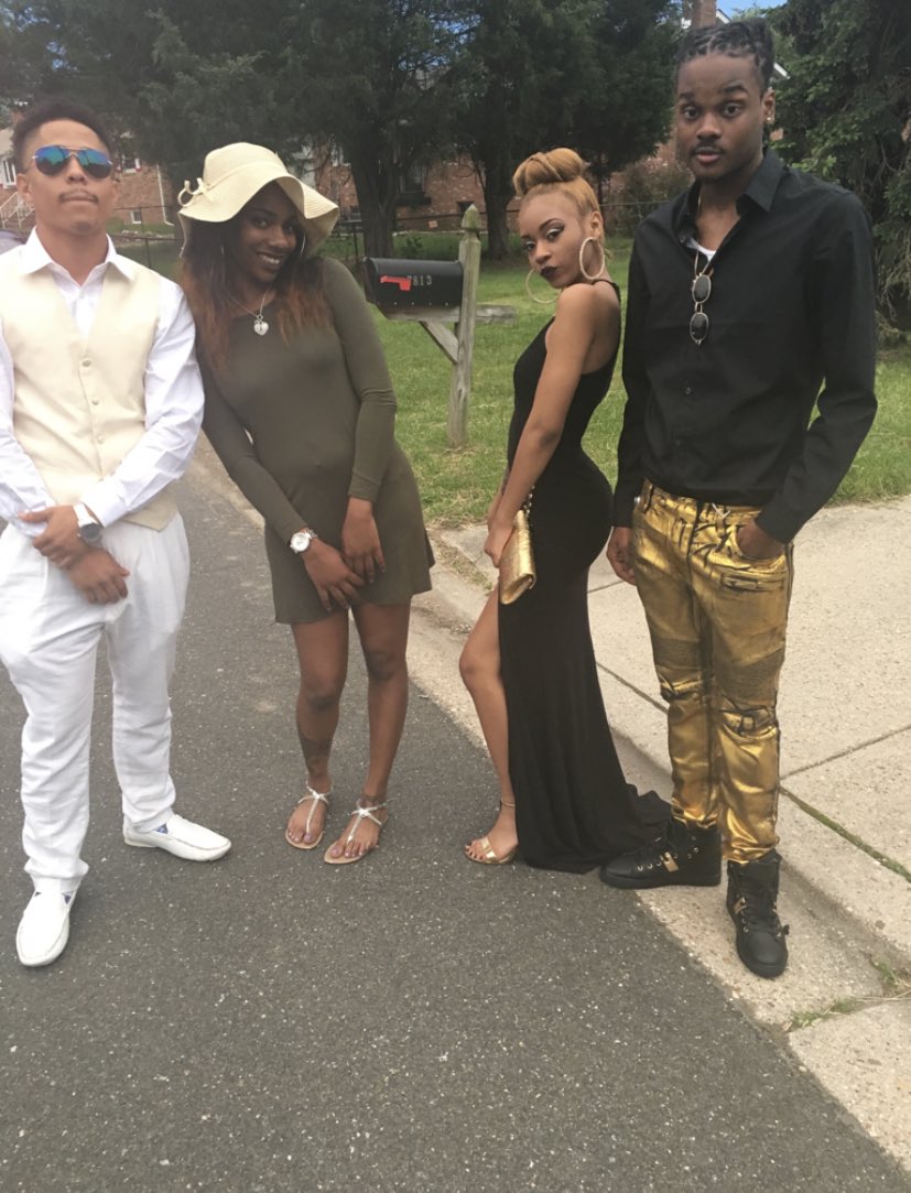 itsonlyminah's tweet photo. I love you so much bro... we will always be family you will ALWAYS be my fucking brother... Ima miss you fool💔💔 #TreyWay👼🏽 #LLMIGO😥 https://t.co/iZ3X0Gt21l