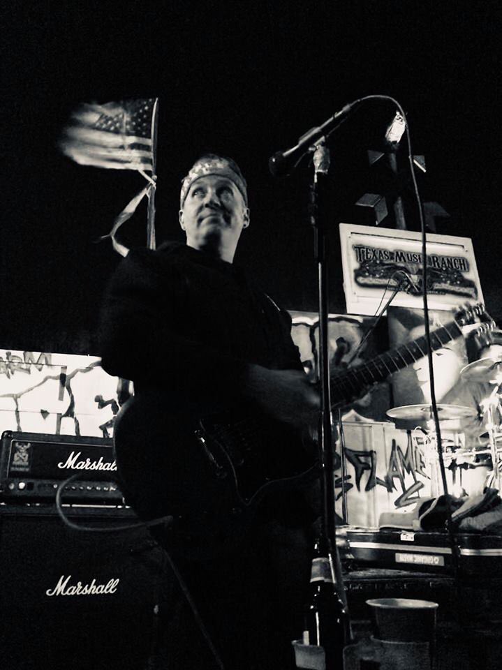 Makinbeliever's tweet image. ‘Merica. #wormsuicide #tripleanal @WormSuicideTX #creetcherfest #austinpunk