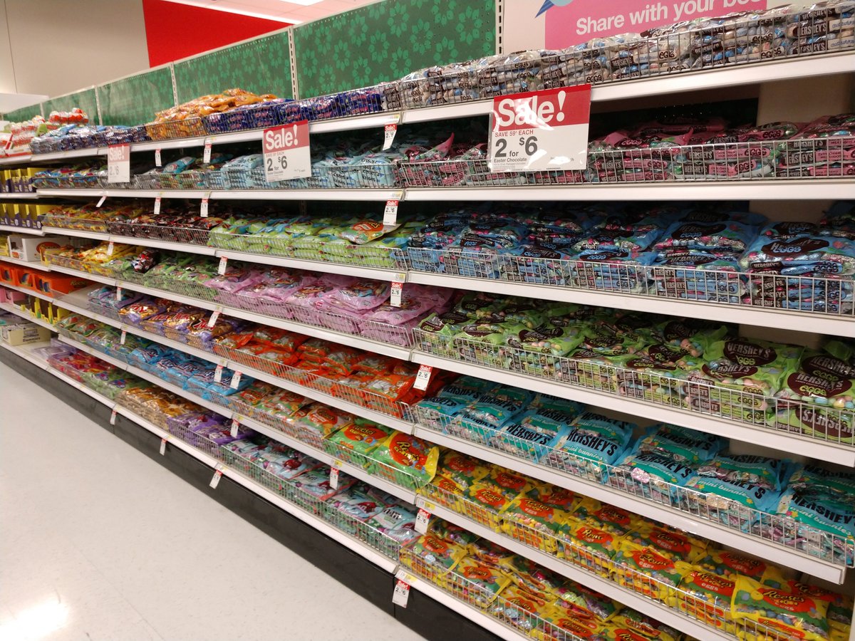 Joshua23101's tweet photo. Flat stacking candy makes all the difference. #2310pride https://t.co/6L1cvwrpmT