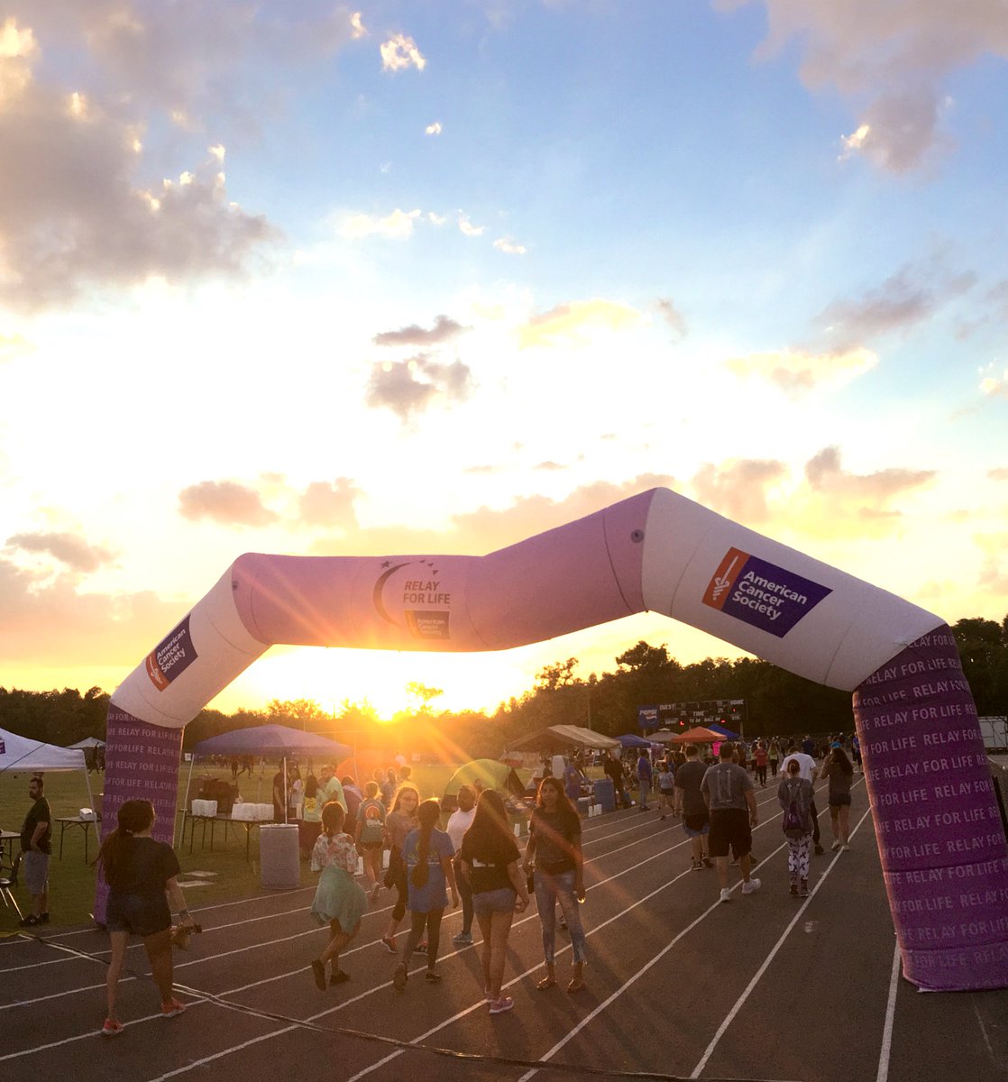 RelayNewTampa's tweet photo. @WhartonWildcats @TheFHSPatriots Next Saturday is our Relay event. Don’t forget to come out and support your schools and help raise money to fight cancer! 2pm to 11pm, Luminaria Ceremony at 8:30pm https://t.co/4Rb3i0NURY