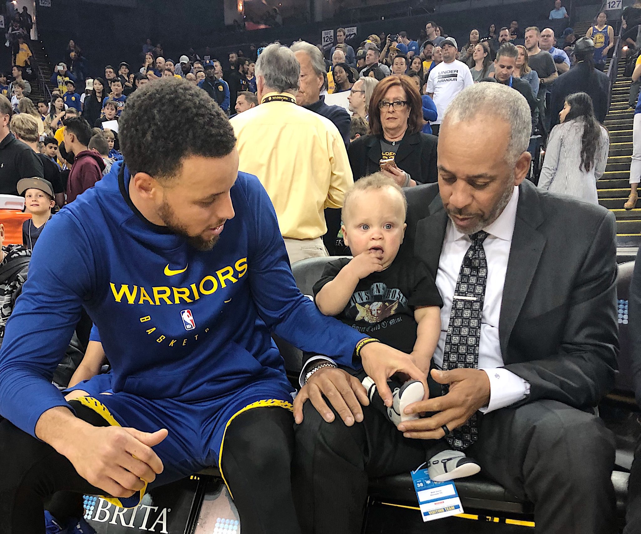 Nick DePaula on X: Stephen Curry arrived tonight in a custom “2974”  varsity jacket by Trophy Hunting. “I never wanted to call myself the  greatest shooter until I got this record. I'm