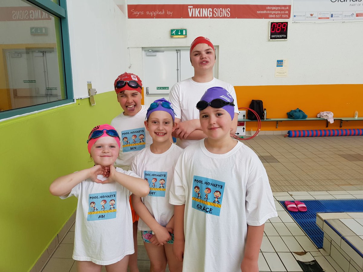 SamEdwa40881729's tweet photo. Absolutely awesome achievement in Swimathon 2019 - Abigail @KangarooClass swam 25 lengths, Amy @TigersClass 50. Team total 200 lengths in 2h 24m 05s x x https://t.co/TQM6mEcaMm https://t.co/AZpj5T7azz