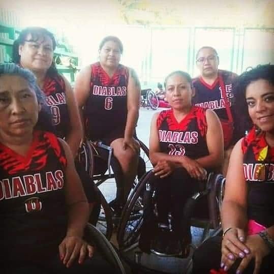 ADESSIREM1's tweet photo. Felicidades Diablos y Diablas por esos primeros lugares en el Torneo de baloncesto sobre silla de ruedas 2019 Coyuca Guerrero #deporteadaptado #mexiquenses #adessirem #baloncestoensilladeruedas https://t.co/S29rX8s7KQ