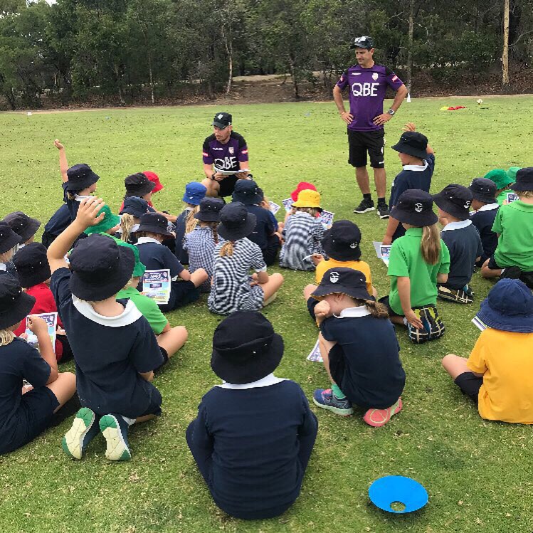 PerthGloryFC's tweet photo. Fantastic day down at Dunsborough Primary School as part of our #GoFor2n5 Schools program! 👍

#OneGlory https://t.co/crYpZScl2k