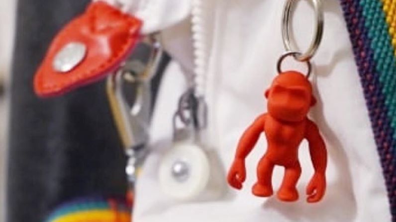 Outlets_Barstow's tweet image. When you see something unexpected (and love it)! #KiplingBackpack #ShopOutletsatBarstow #BarstowCA #WorldFamousOutlets 😘 🌈 🌈