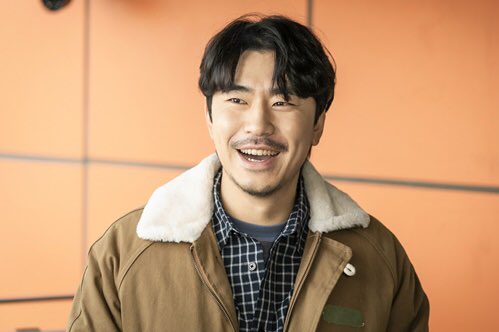 D3C4UtFVAAAlDQl.jpg:large