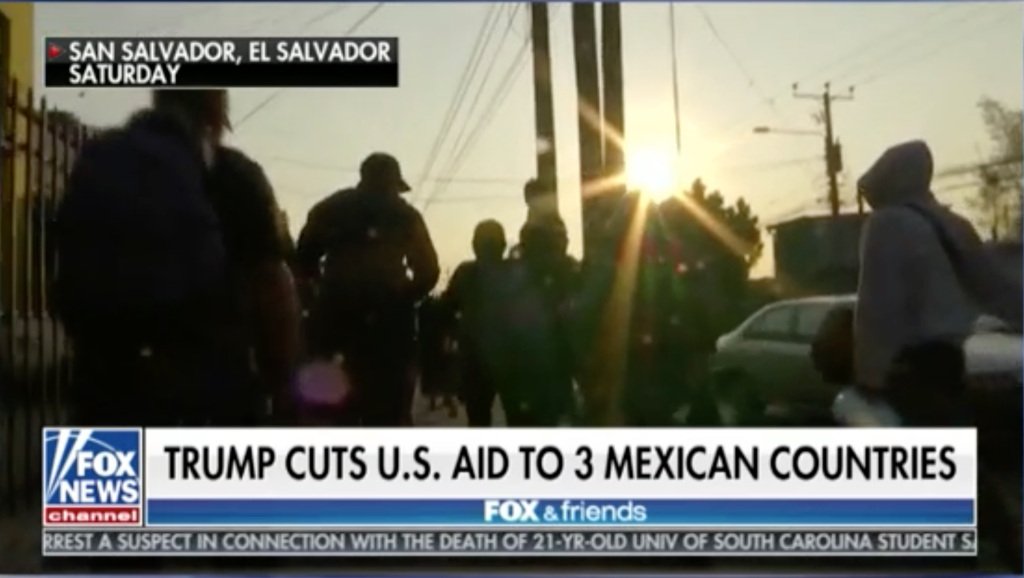 CI_CDMX's tweet photo. #Entérate #CIEinternacional
Domingo 31, marzo 2019
#FoxNews pide disculpa por #Error durante programa #Fox&Friends al leerse: #Trump elimina la ayuda estadounidense a 3 #países #mexicanos "TRUMP CUTS U.S. AID TO 3 #MEXICAN #CONTRIES"
https://t.co/2X5Dghtf9j
@ciemergencias https://t.co/fukbDRLcMC
