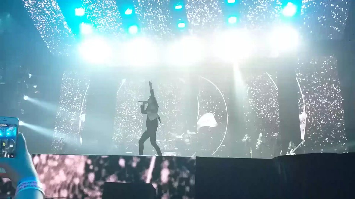 FillipaRose's tweet photo. Panic! At The Disco at Manchester Arena on Saturday 30th March 2019 1/? https://t.co/FfyHRDXfm1