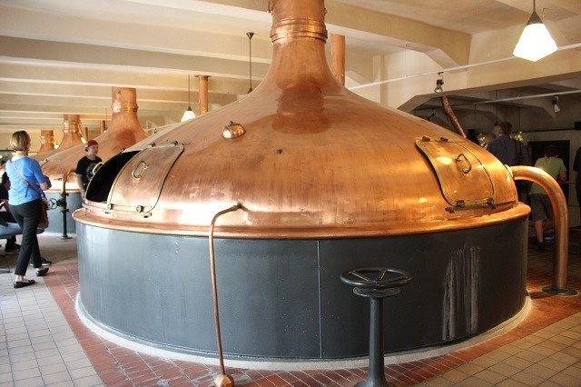 goldenagetravel's tweet photo. While in the #CzechRepublic we toured the #PilsnerUrquell #Brewery. https://t.co/wFm6RULT4B Read more on my post. #BetterWIthFoam #OriginalPilsner #NaZdravi #pilsner #plzen #beer #craftbeer #tour #Europe #wanderlust #travel #followback #follow4follow #Like4Like #followme #f4f https://t.co/2TpyhEjCyZ