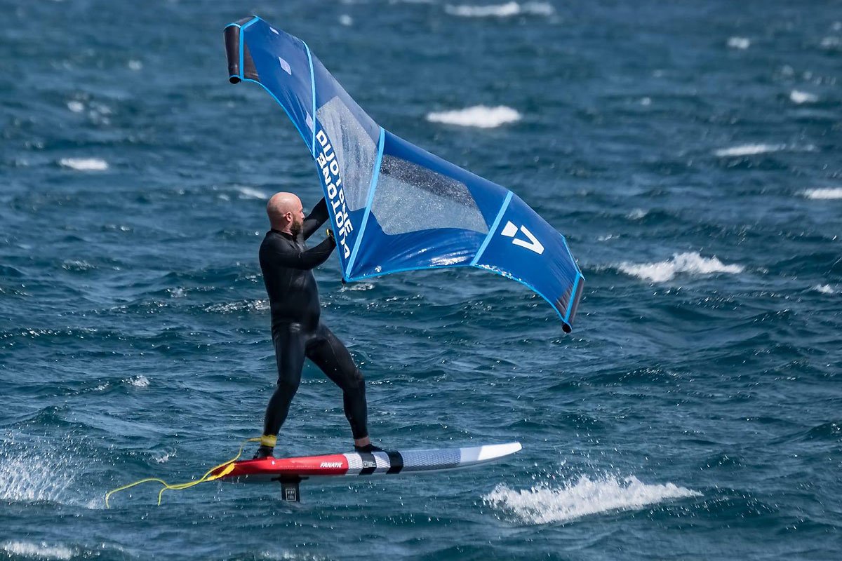 KBJTweets's tweet photo. 3 questions à Pierre Adrien - https://t.co/oYG9kwar2Z
#kitesurf #kitesurfing #kiteboarding #PierreAdrien #WingFoil #Duotone #DuotoneKiteboarding #Kiteboardjournal

Plus d'infos sur https://t.co/9eV6vPZAsj https://t.co/A5iSJW7Ysi