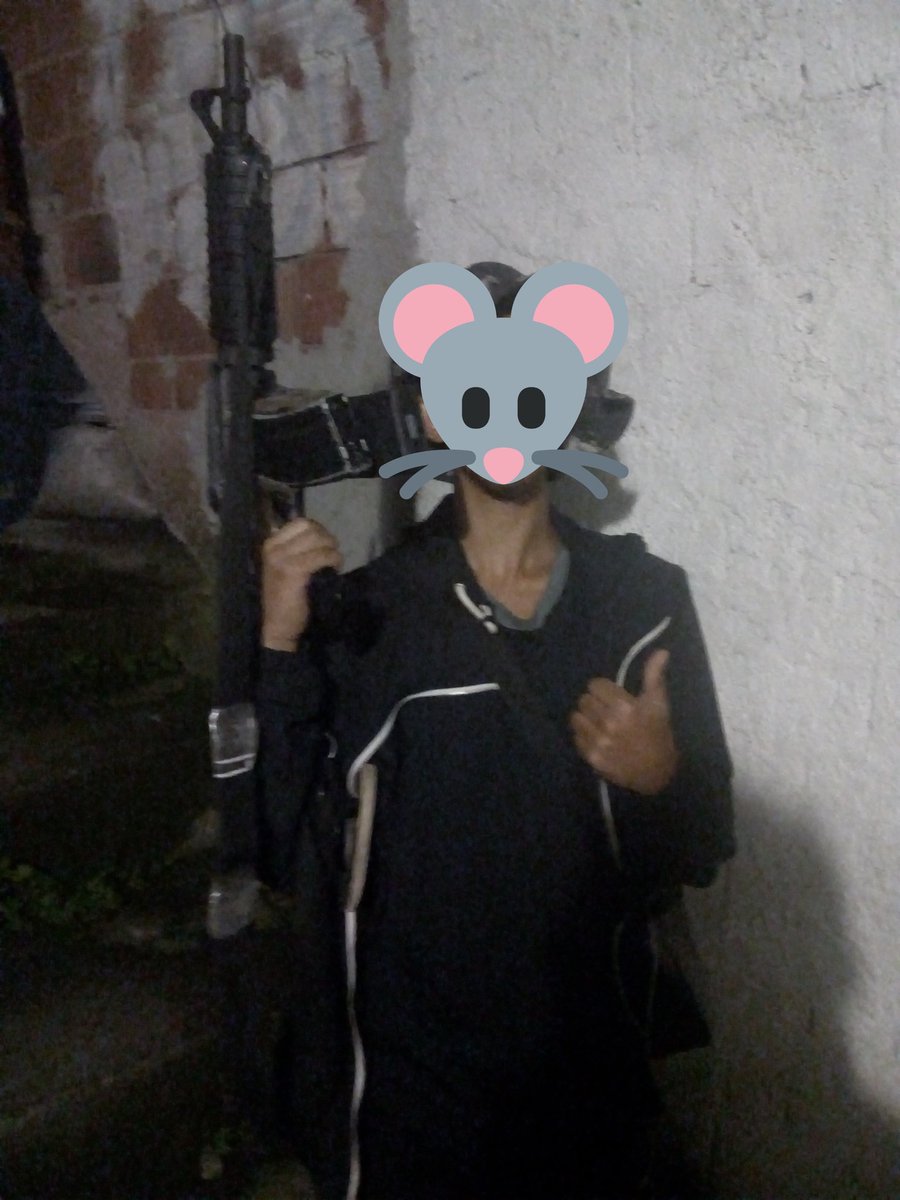 olasandes's tweet photo. Trem caro da sul https://t.co/saoMhsbdSG