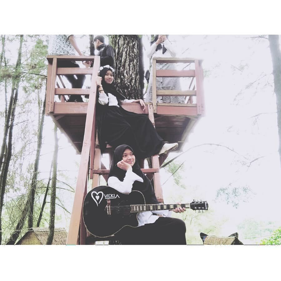 Sahabat, tempat untuk tertawa dan bahagia bersama.
Selamat Beraktifitas pagi.
.
.
.
by : @tiaraaprili04
wisatabukitbaros.co.id
Info : (0255)6244335 / (021)8580515