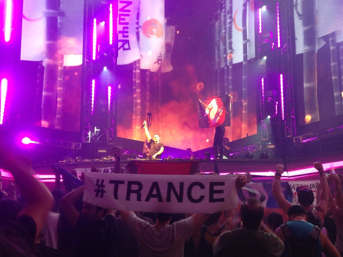 Cenici7as's tweet photo. Take me back to 2017 ๐ฅบ๐ญ #ASOT2017 https://t.co/MZ8Sl7MjwR