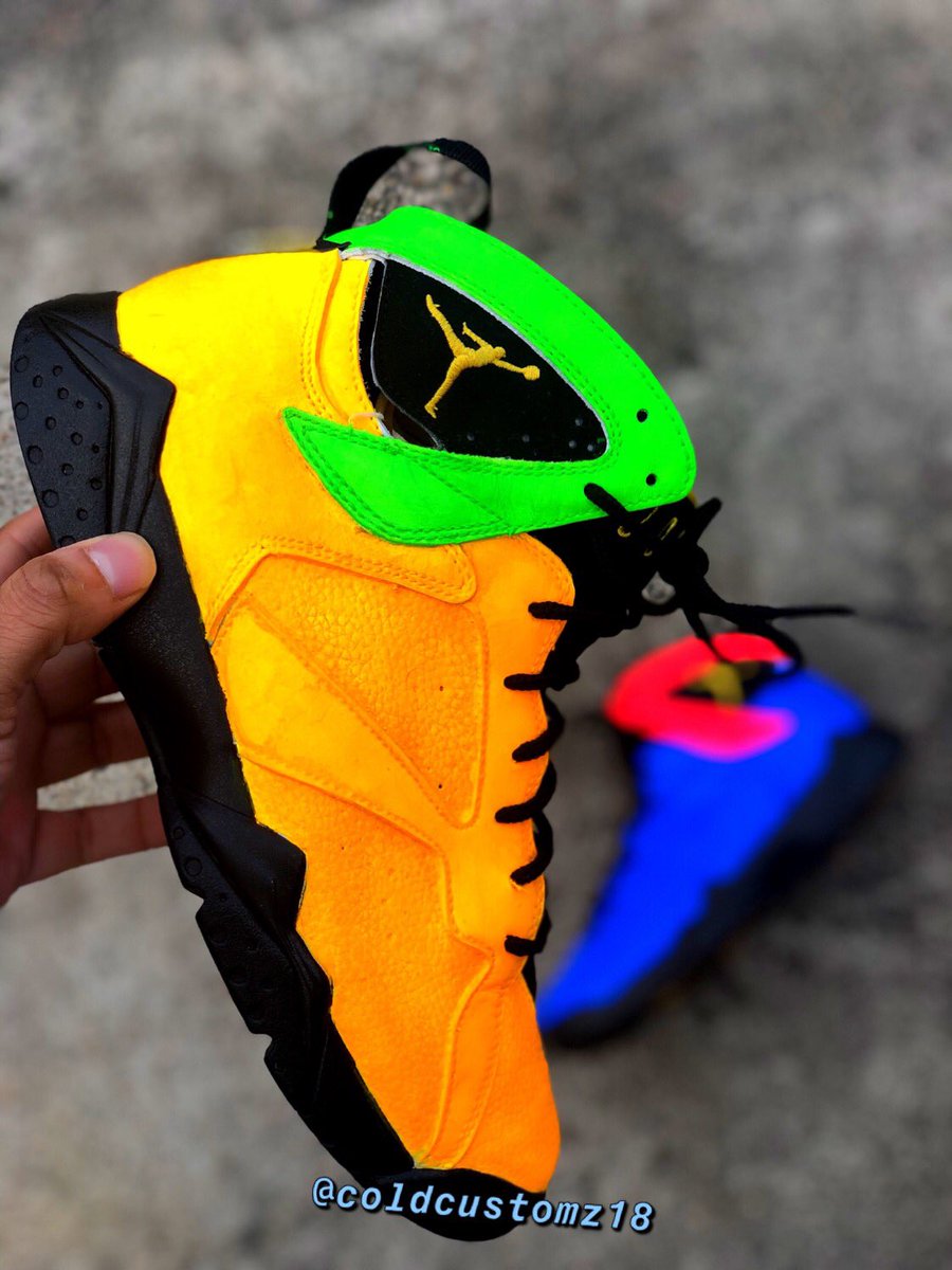 SneakerHead_Co's tweet photo. Sooner or Later my work gon go viral #TasteTheRainbow πππβ€οΈπ€ #ColdCustomz #ColdestInThe409WithABrush https://t.co/0KbsEGZGdl
