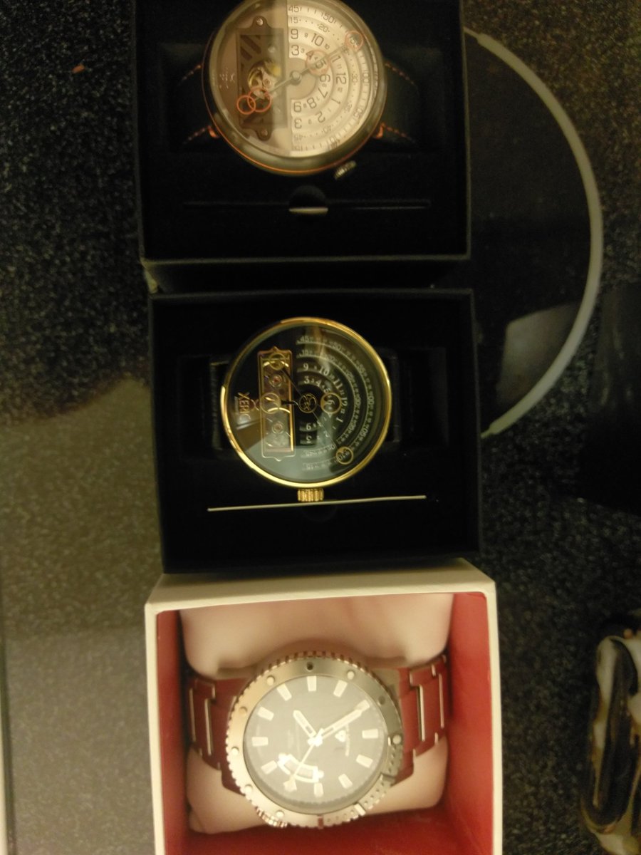 DangerBandito's tweet photo. Japan trip watch squad
#xericwatch
#swisslegend
#halograph
#halograph2 https://t.co/o7cApHQuSv