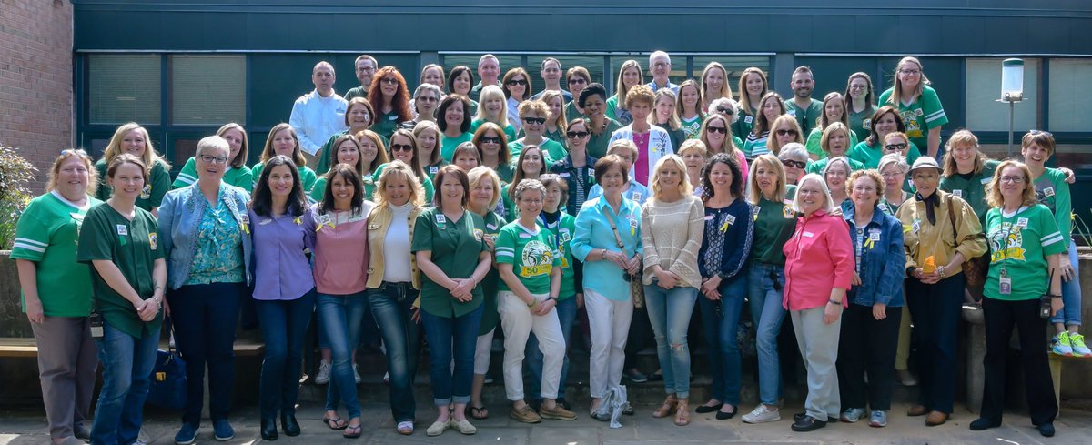 OakViewFCPS's tweet photo. More than 50 former staff members came back for the 50th. Quite a reunion! #oakview50 https://t.co/z3n1pqJNSE