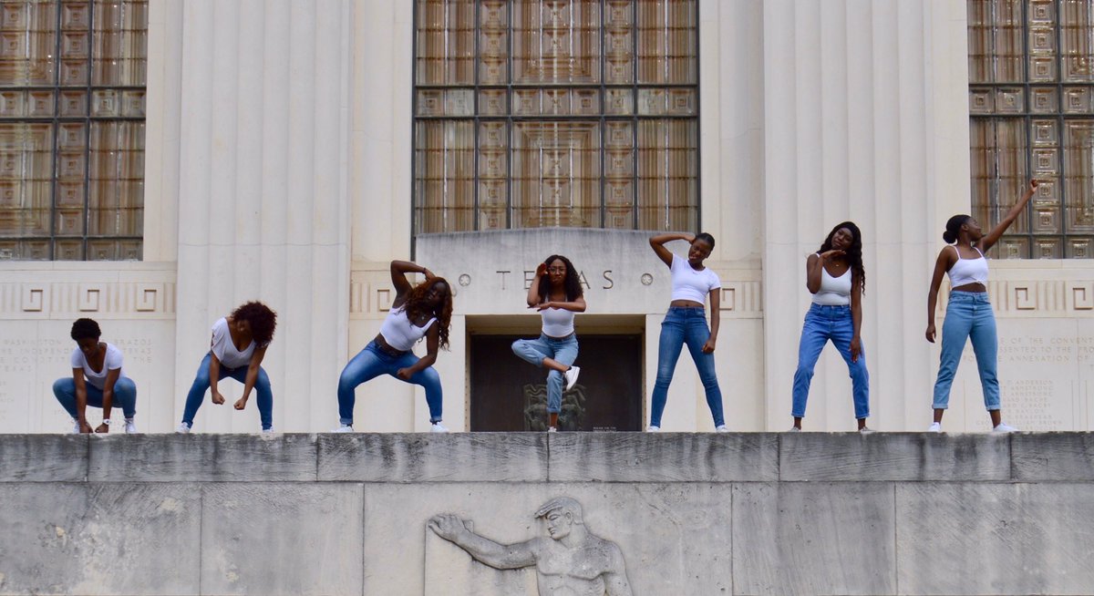 _NobleO's tweet photo. deepPHreeze: the ice age is coming
•
•
•
•
Stroll Like an Alpha
April 4th
SAC Auditorium
7:06
#ChecktheForecast
#WAKEITUPGIRLZ
Come see my girls chomp 🤩🤧 https://t.co/u8PmVjIWPp