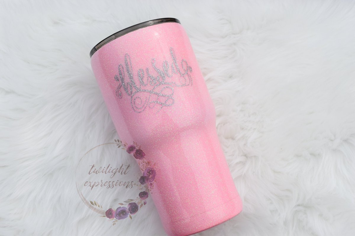 twltexpressions's tweet photo. Shop with me on Etsy! https://t.co/kg4xtwZTWL #glittertumbler #handmade #etsyshop #glittercup #monogrammedtumbler #customtumbler #twilightexpressions #smallbusiness https://t.co/QPRipfWeZt