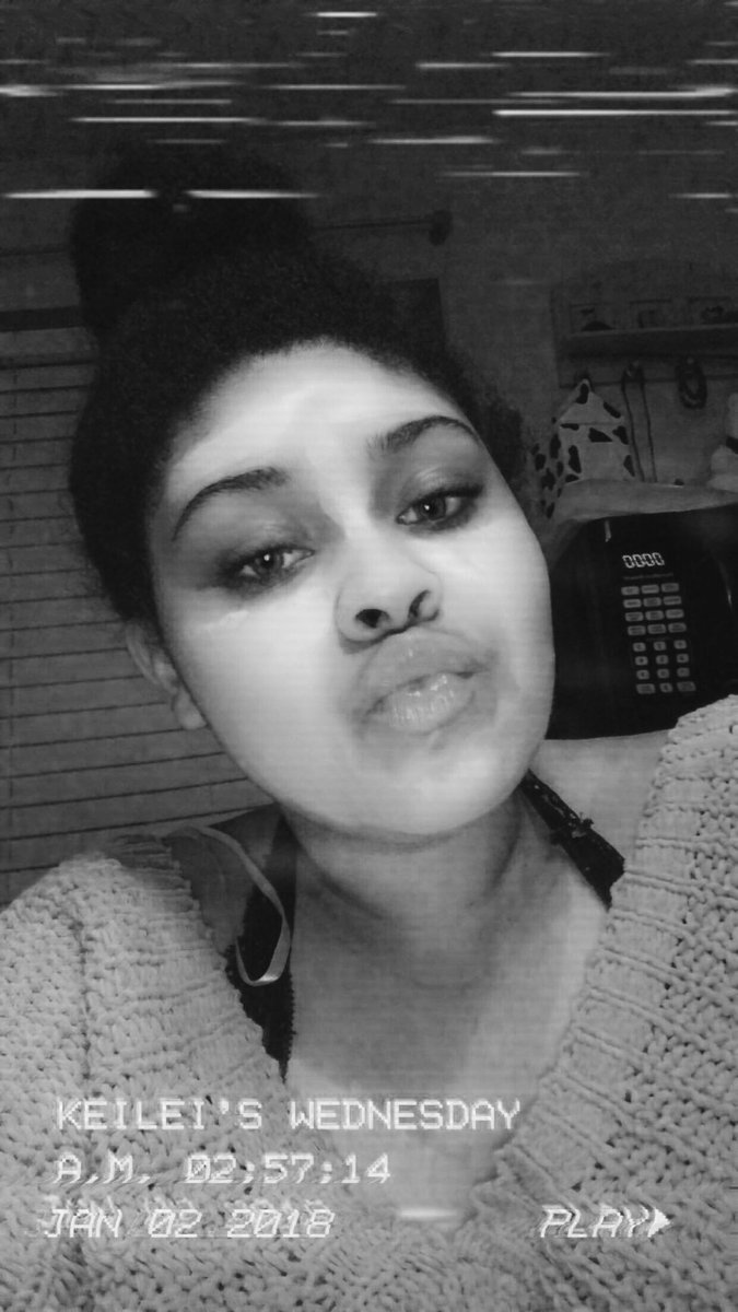 keileirachelle's tweet photo. i’ll prob delete these later but #SelfiesForEdwin ✨ https://t.co/L8cUKeRlvq