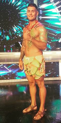 encuestasdeeeg's tweet photo. “EL REY DEL VERANO” El más votado pasa a la siguiente ronda:
RT ➡ @PanchitoR_
FAV ➡ @PatoParodiC https://t.co/e1NzoAVzj2