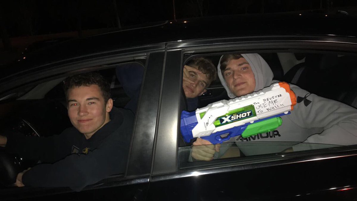 Backdoor Bandits sell of The Reviver to Trench Coat Mafia after getting spanked by Flat Earth Society (Flat Earth 1-0) #Sweet16