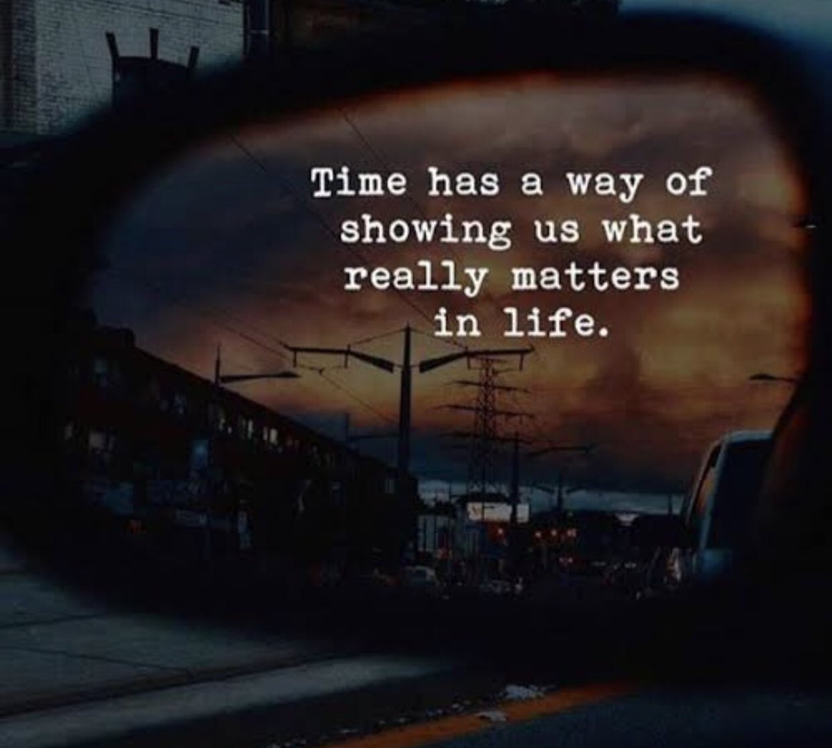 qauthar's tweet photo. #MondayMotivation #Time #AlreadyApril https://t.co/OKamFyrAsq
