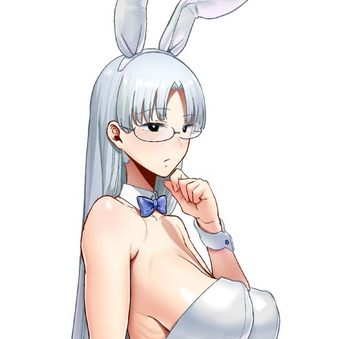 銀髪眼鏡ちゃん 