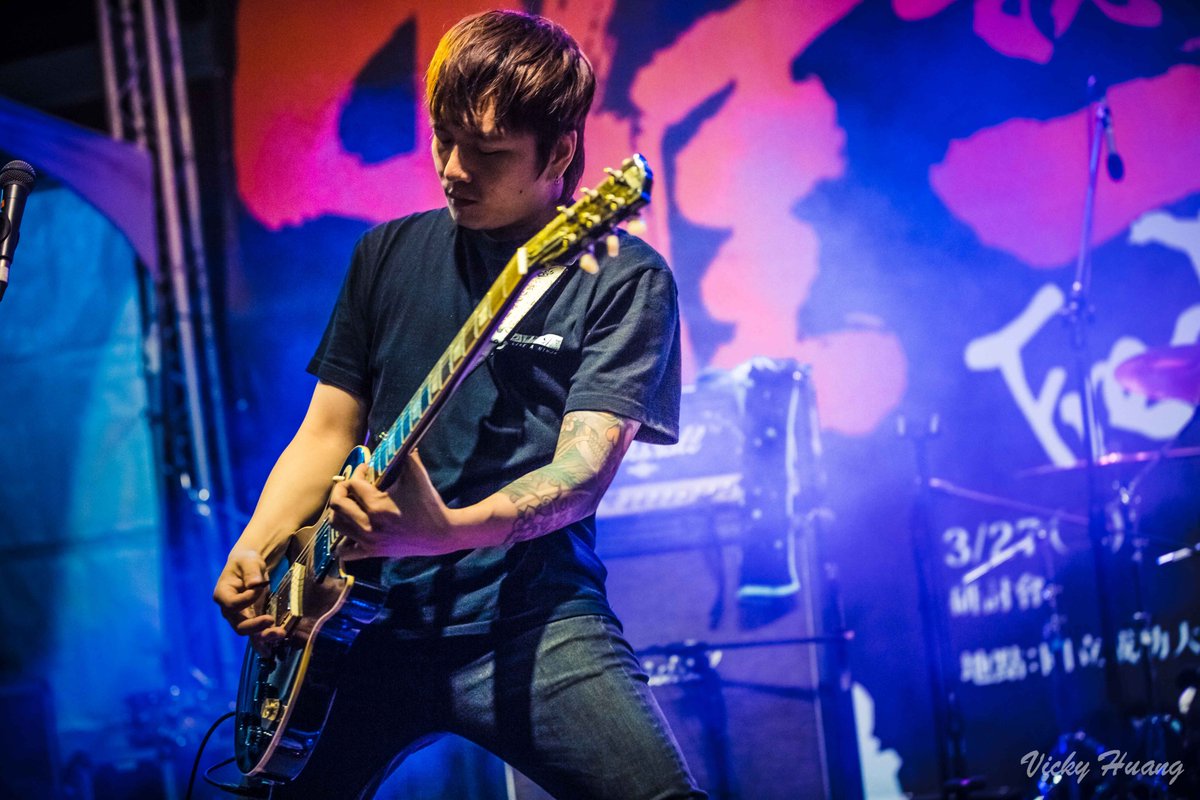 vicvickycat's tweet image. お誕生日おめでとう!
@fireextaiwan Guitarist &amp;amp; #EmptyORio vocal