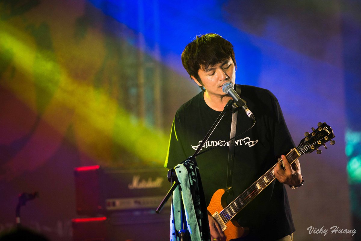 vicvickycat's tweet image. お誕生日おめでとう!
@fireextaiwan Guitarist &amp;amp; #EmptyORio vocal