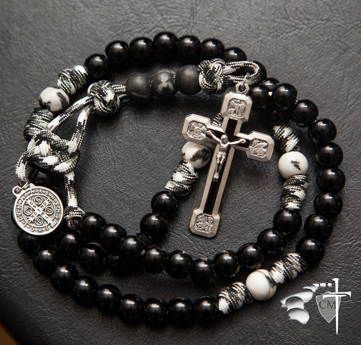 CathMilestones's tweet photo. "The rosary is my favorite prayer. It is a marvelous prayer."
-St. John Paul II
Paracord Rosary from https://t.co/rNBzk8B19a
#paracordrosary #catholicgifts #ArmorofGod https://t.co/IEWqJ2D0yG