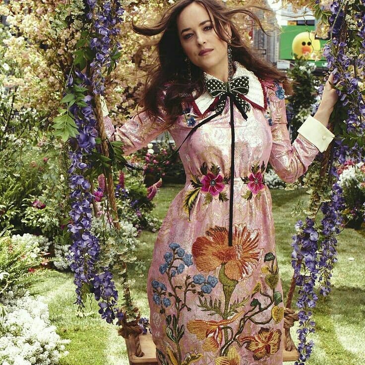 RodriguesFall's tweet photo. #divamaster
#DakotaJohnson 🌺🌹 https://t.co/wmtvPgm4jd