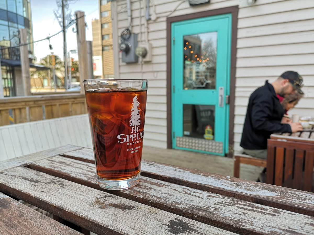 LowPointCoffee's tweet image. COLD BREW SZN.
☀️☀️☀️☀️☀️
This photo played much better yesterday, oops. Despite the rain today, we're officially back into cold brew season. The taps at @dillydallyeats are hooked up again, with more to follow. Back to you, Greg. 
☀️☀️☀️☀️☀️
#halifax #coldbrew #coffee